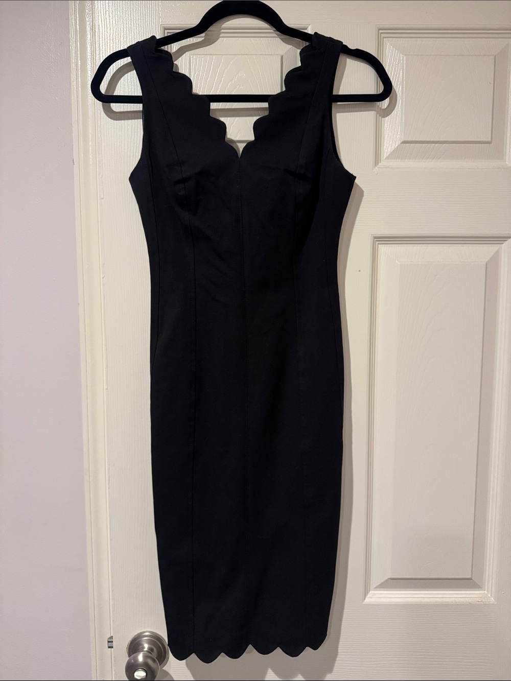 Classic Black Scallop  Dress - Elegant Women's Dress